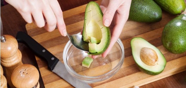 ¡La mejor forma de cortar un aguacate!
